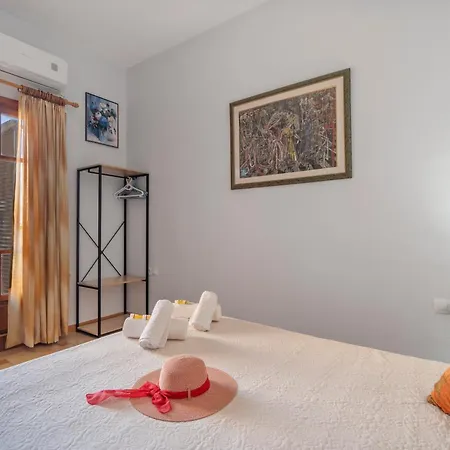 Apartman Mati Guest House. *